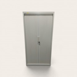 Armoire à rideaux
